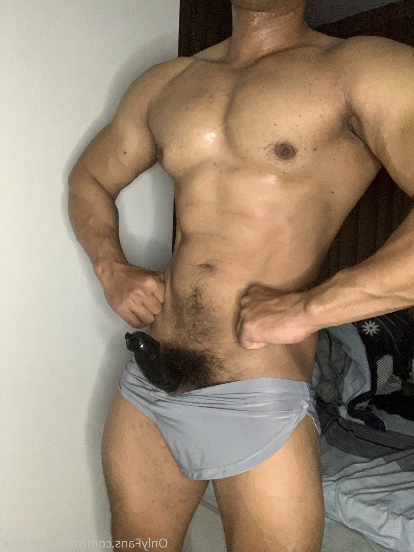 Brownbear [ mebrownbear ] Onlyfans leaked photo 2998807 on Hotleaks.tv