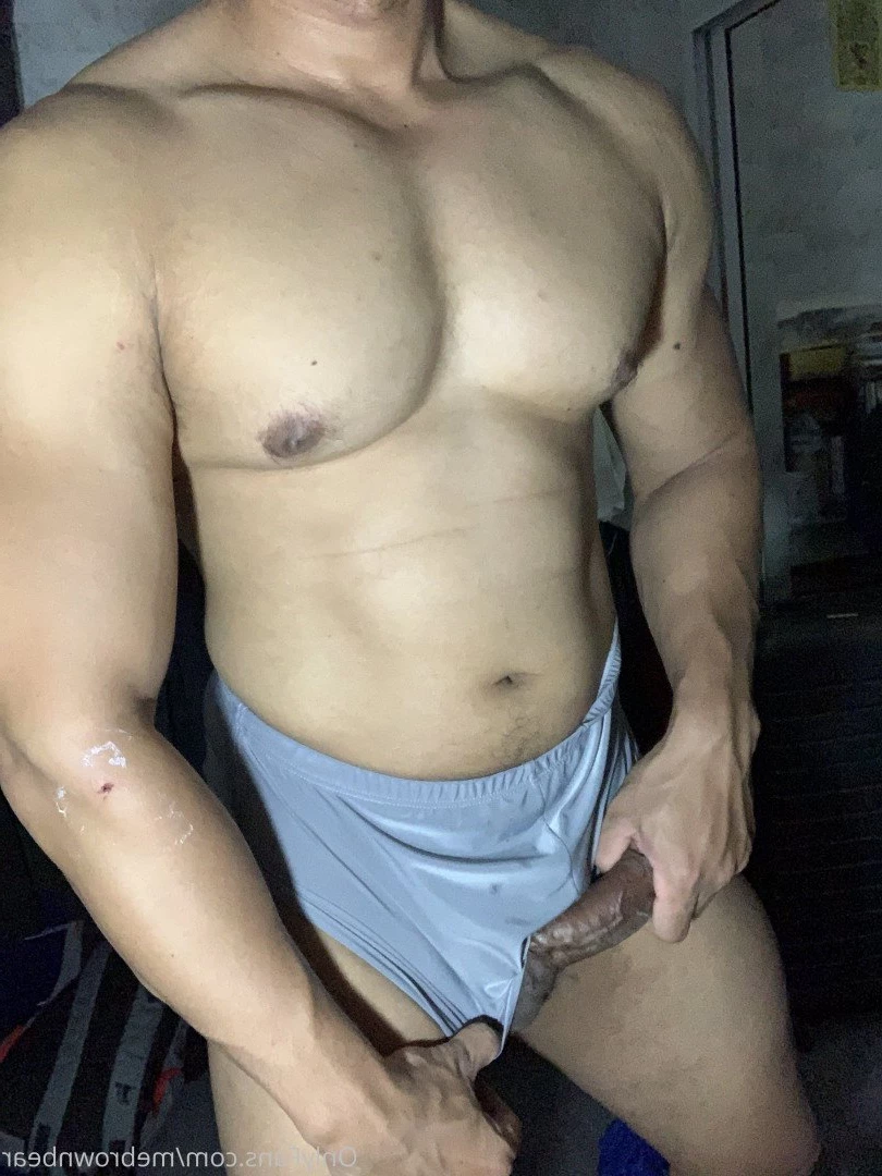 Brownbear [ mebrownbear ] Onlyfans leaked photo 2999085 on Hotleaks.tv