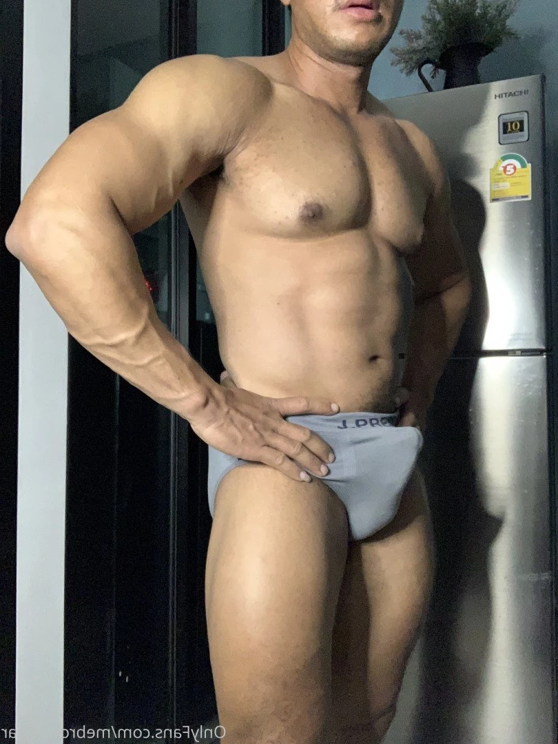 Brownbear [ mebrownbear ] Onlyfans leaked photo 2999123 on Hotleaks.tv