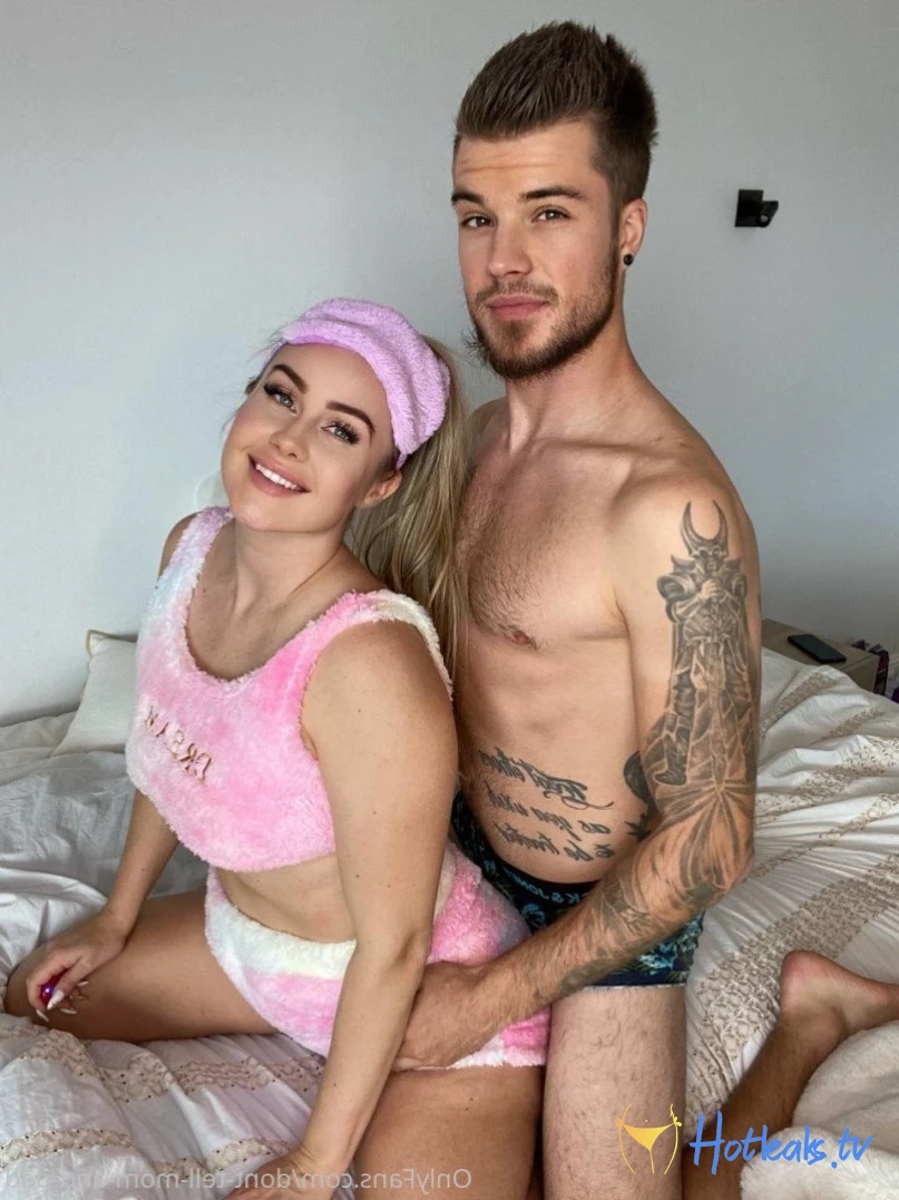 NAUGHTY SIBLINGS 😈💦 [ dont-tell-mom-and-dad ] Onlyfans leaked photo 329271 on Hotleaks.tv