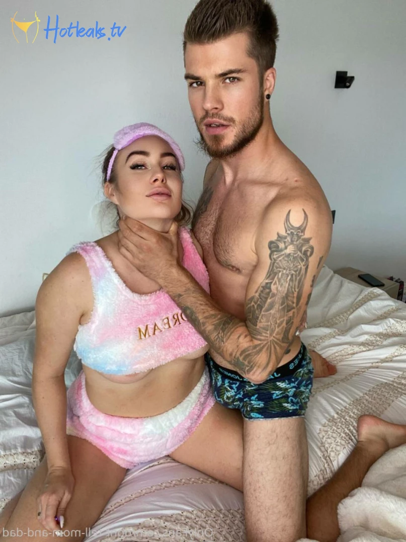 NAUGHTY SIBLINGS 😈💦 [ dont-tell-mom-and-dad ] Onlyfans leaked photo 11730464 on Hotleaks.tv