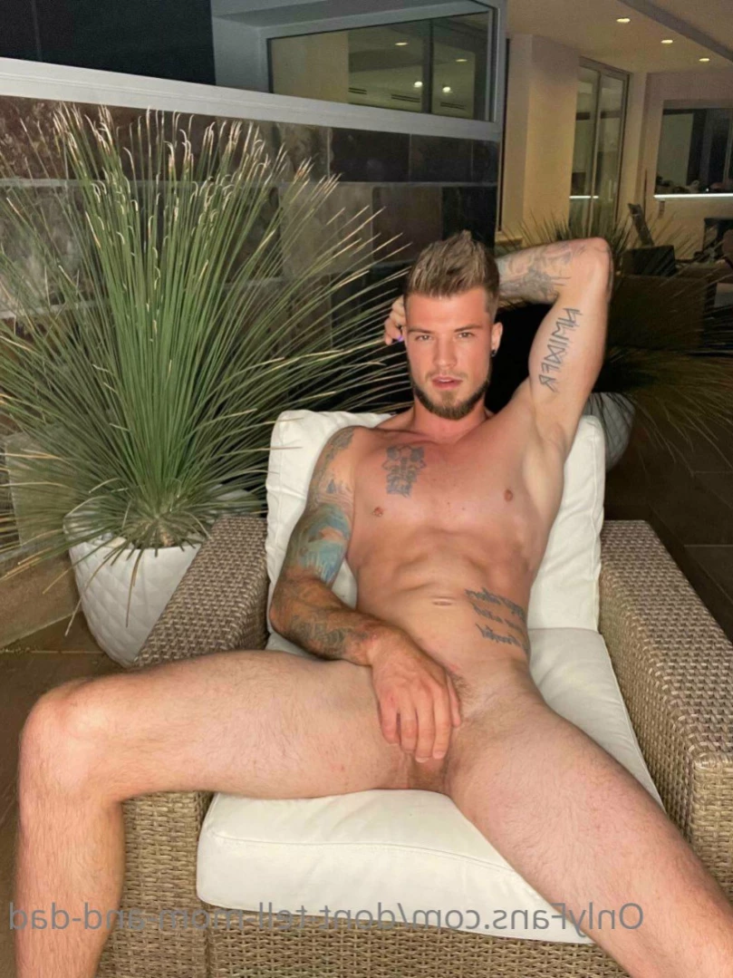 NAUGHTY SIBLINGS 😈💦 [ dont-tell-mom-and-dad ] Onlyfans leaked photo 13831054 on Hotleaks.tv