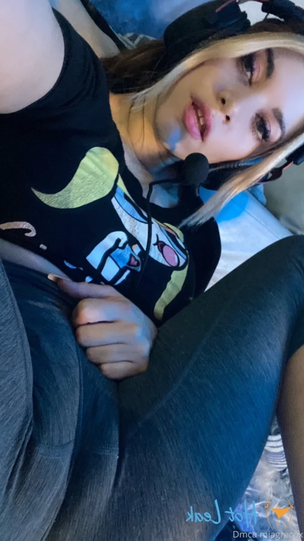 Sexting now?  👈😚 [ miagrecox ] Onlyfans leaked photo 16268504 on Hotleaks.tv