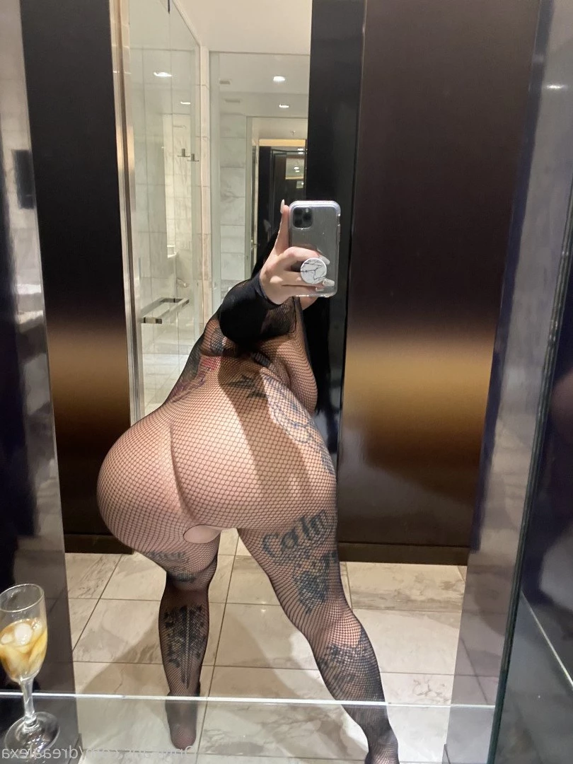 SEXTiNG STEPMOM🎧💬 [ dreaalexa ] Onlyfans leaked photo 331790 on Hotleaks.tv