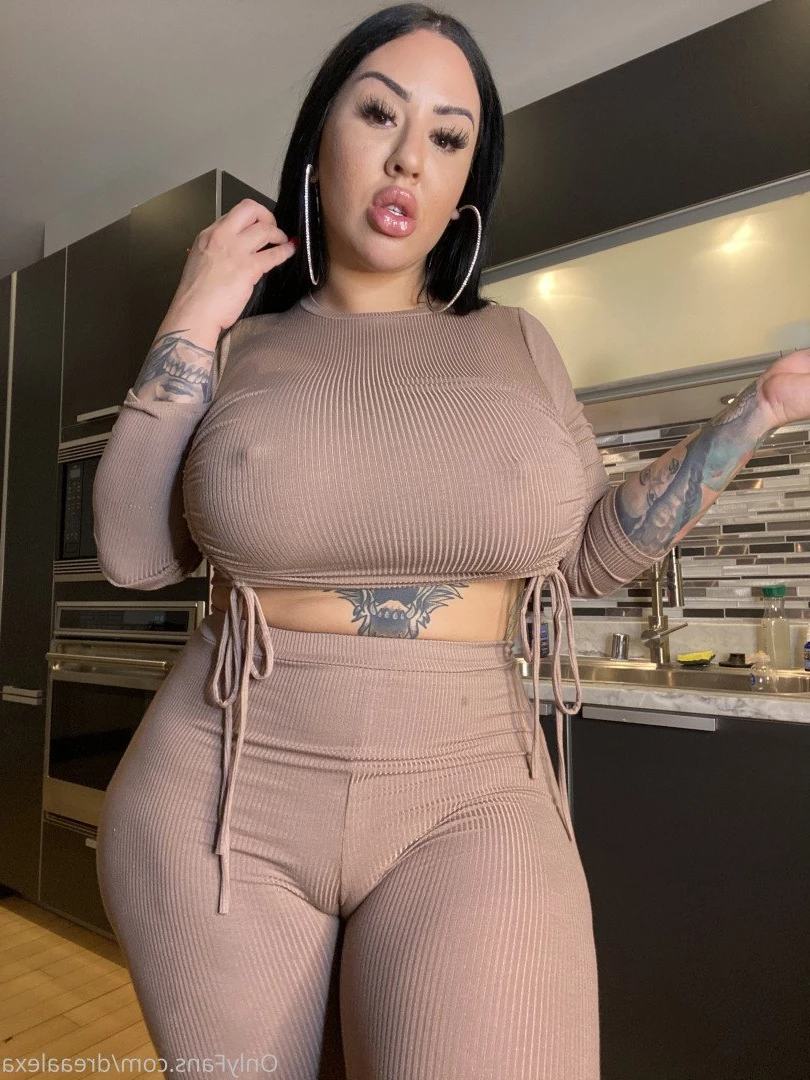 SEXTiNG STEPMOM🎧💬 [ dreaalexa ] Onlyfans leaked photo 331972 on Hotleaks.tv