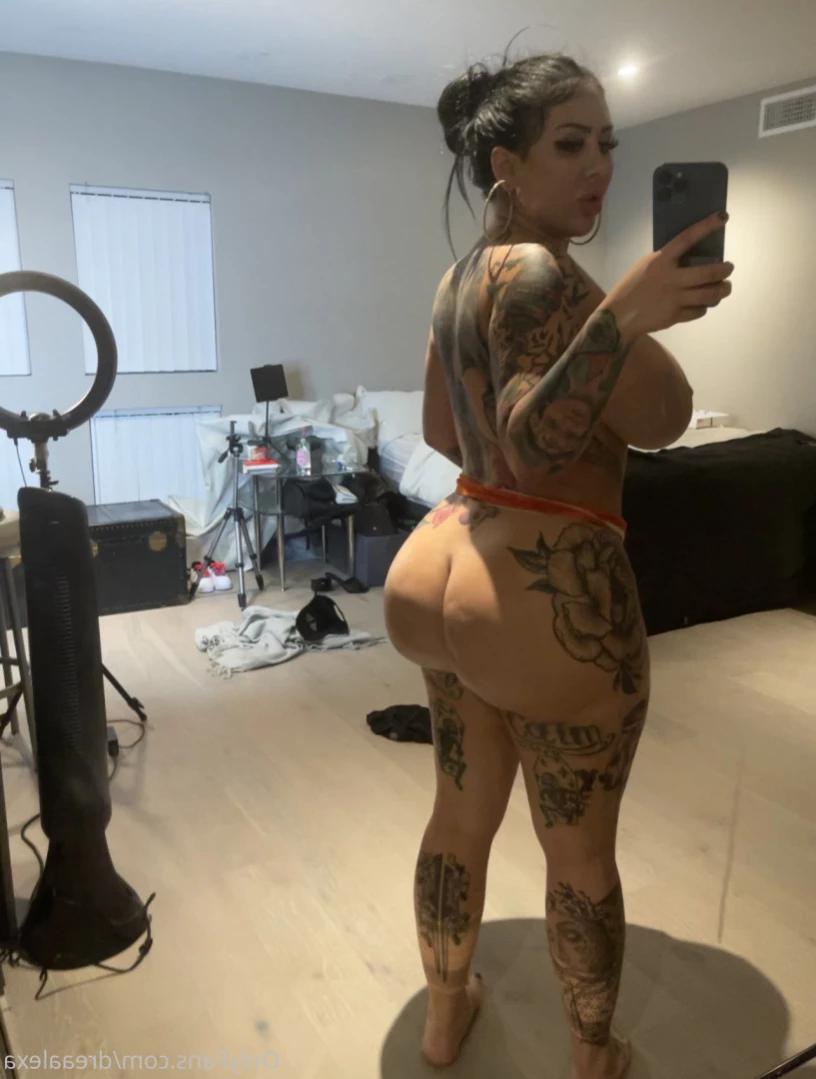 SEXTiNG STEPMOM🎧💬 [ dreaalexa ] Onlyfans leaked photo 12982521 on Hotleaks.tv