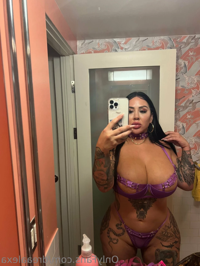 SEXTiNG STEPMOM🎧💬 [ dreaalexa ] Onlyfans leaked photo 14919013 on Hotleaks.tv
