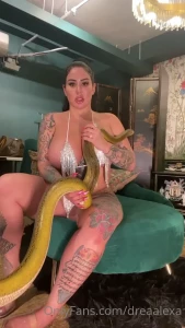 SEXTiNG STEPMOM🎧💬 [ dreaalexa ] Onlyfans leaked video 15122170 on Hotleaks.tv