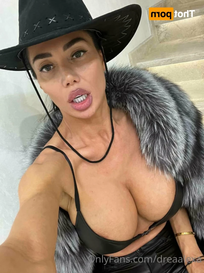 SEXTiNG STEPMOM🎧💬 [ dreaalexa ] Onlyfans leaked photo 15731643 on Hotleaks.tv