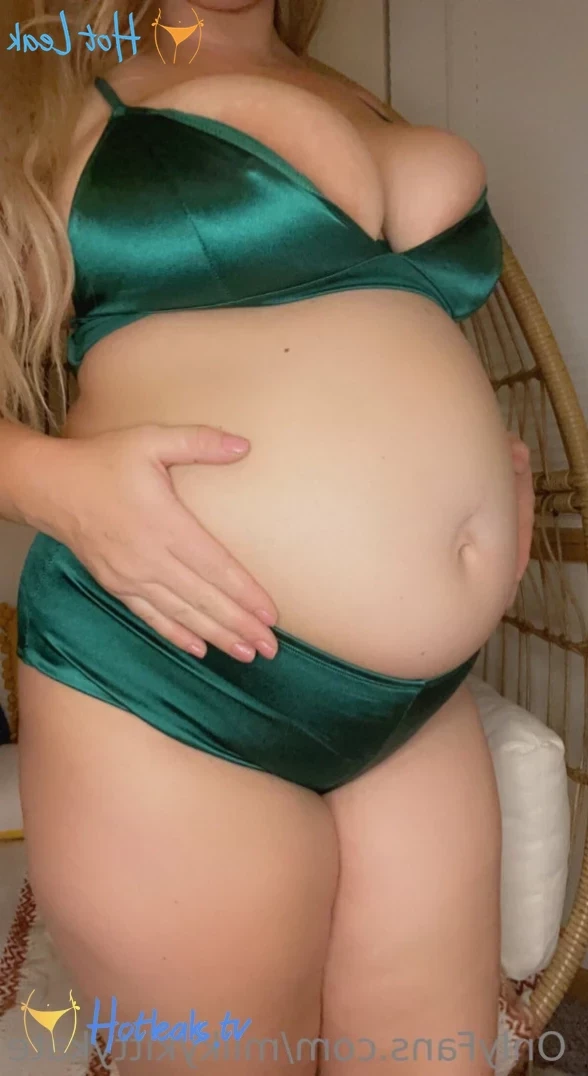 Kate [ milkykittykate ] Onlyfans leaked photo 13015981 on Hotleaks.tv