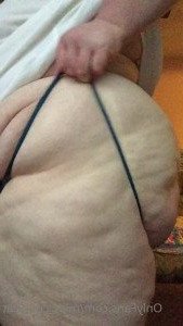 4352992