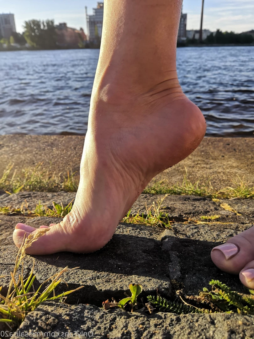 MissAlisa [ missalisa20 ] Onlyfans leaked photo 10089441 on Hotleaks.tv