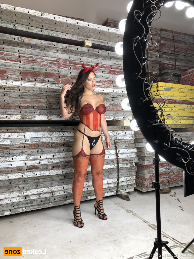 Amber Fields [ missamberfields ] Onlyfans leaked photo 16778775 on Hotleaks.tv