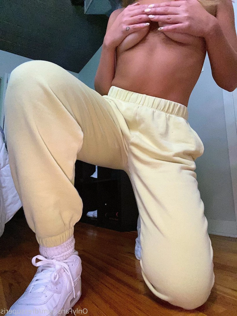 dress up eris [ dressuperis ] Onlyfans leaked photo 333031 on Hotleaks.tv