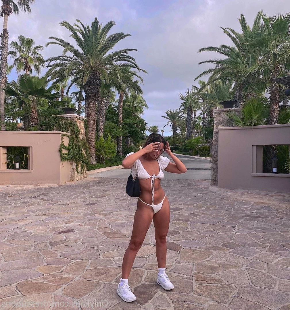 dress up eris [ dressuperis ] Onlyfans leaked photo 333166 on Hotleaks.tv