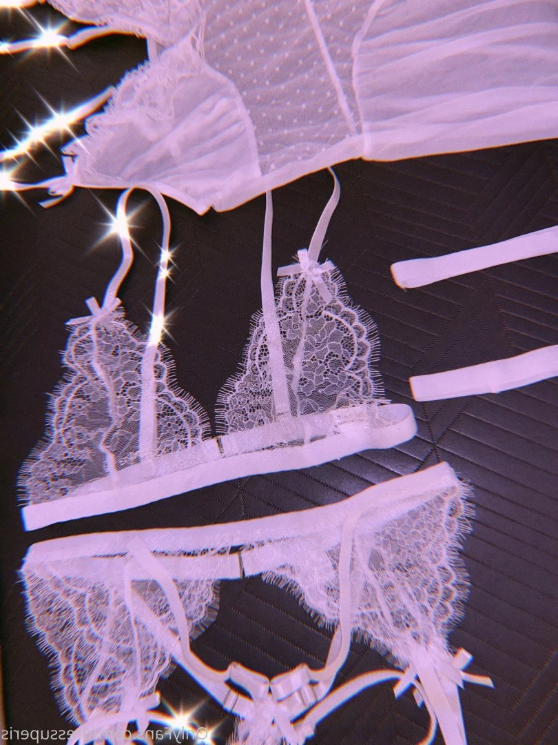 dress up eris [ dressuperis ] Onlyfans leaked photo 333171 on Hotleaks.tv