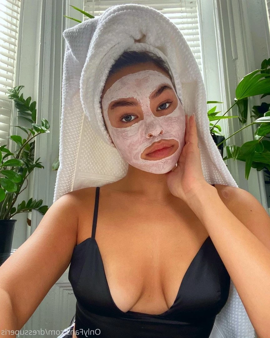 dress up eris [ dressuperis ] Onlyfans leaked photo 333367 on Hotleaks.tv