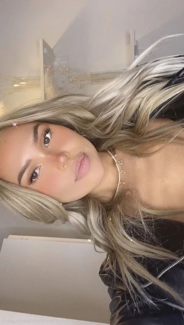 dress up eris [ dressuperis ] Onlyfans leaked photo 333406 on Hotleaks.tv