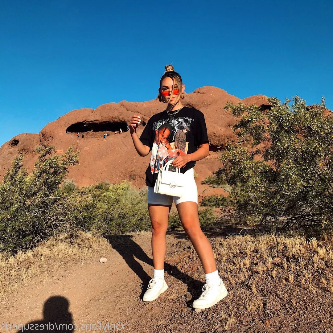 dress up eris [ dressuperis ] Onlyfans leaked photo 333418 on Hotleaks.tv