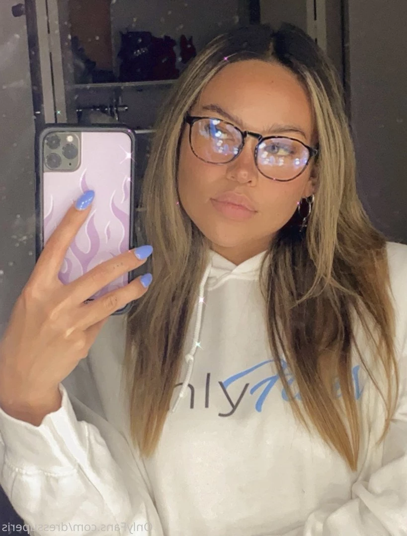 dress up eris [ dressuperis ] Onlyfans leaked photo 333546 on Hotleaks.tv