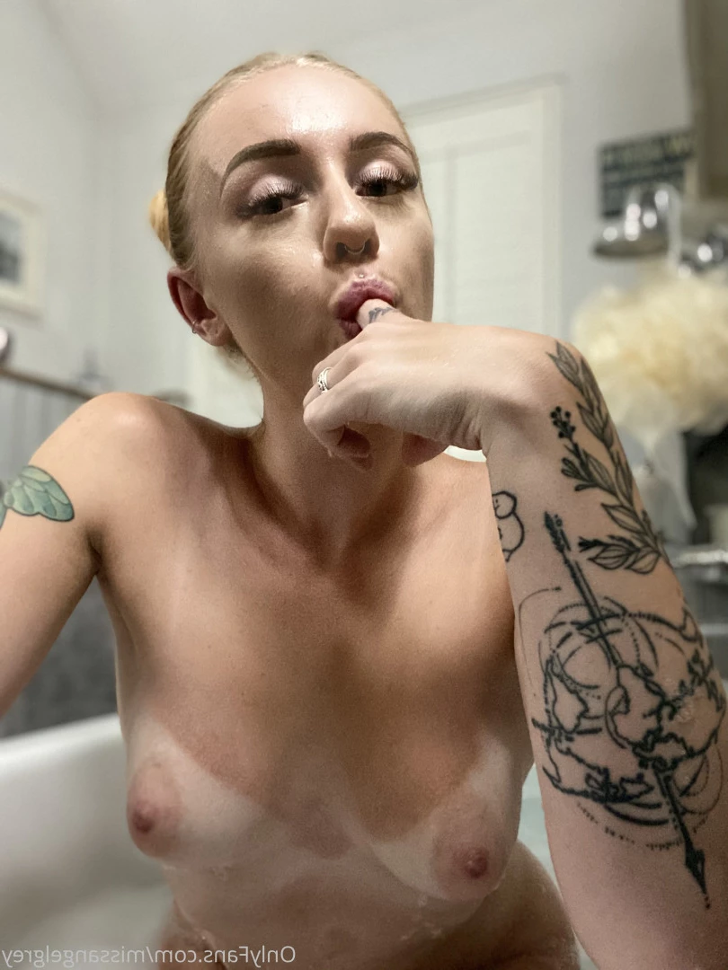 Let’s Sext!😍🇬🇧 Miss Grey🧡 [ missangelgrey ] Onlyfans leaked photo 5951318 on Hotleaks.tv