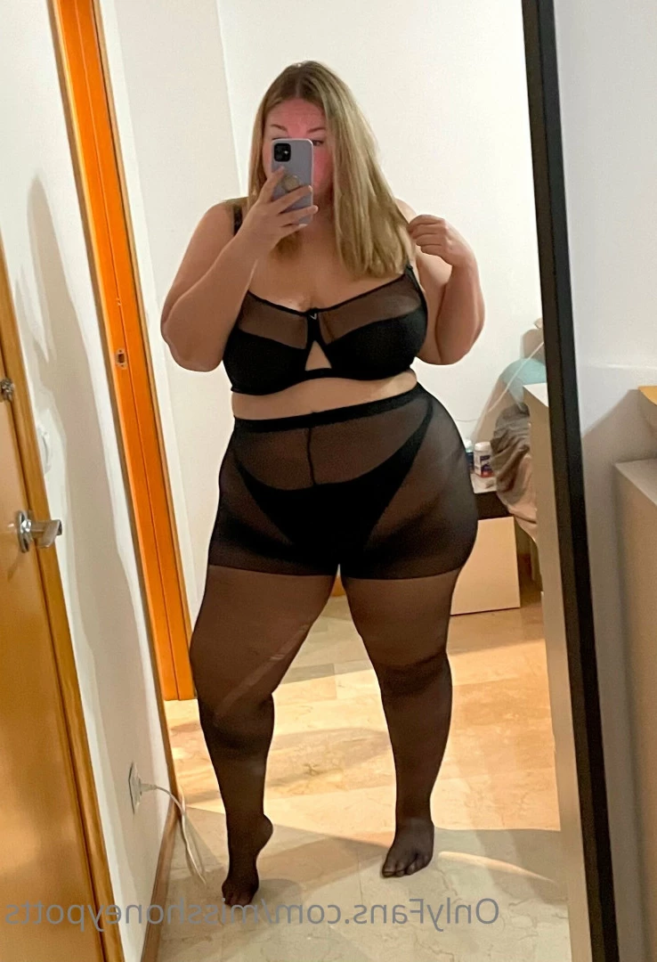 misshoneypotts Onlyfans leaked photo 5800701 on Hotleaks.tv