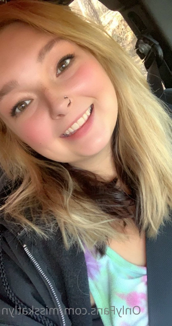 Miss Katlyn 🌻 [ misskatlyn ] Onlyfans leaked photo 2883437 on Hotleaks.tv