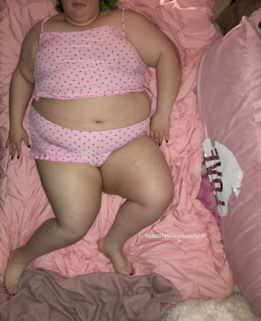 Ange 💕 fluffy ssbbw 💕 [ misspizzaslut ] Onlyfans leaked photo 5855101 on Hotleaks.tv
