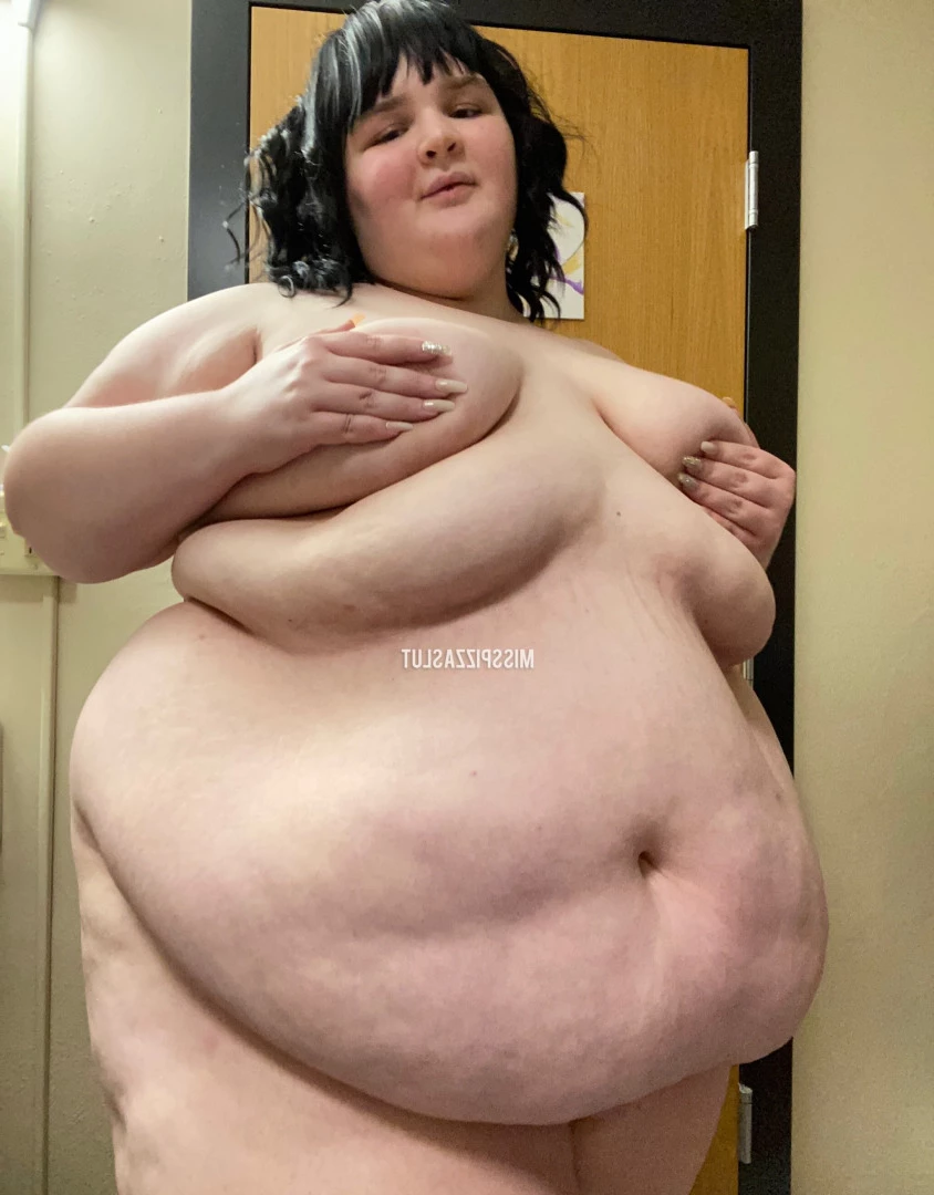 Ange 💕 fluffy ssbbw 💕 [ misspizzaslut ] Onlyfans leaked photo 5857308 on Hotleaks.tv