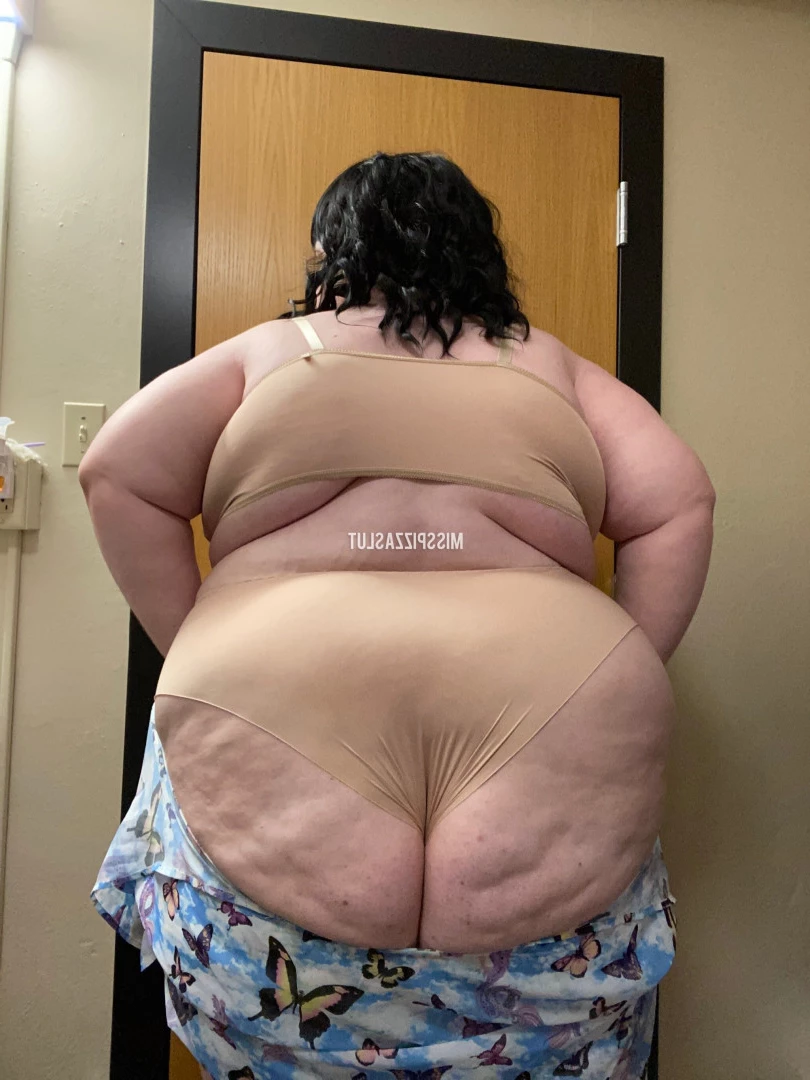 Ange 💕 fluffy ssbbw 💕 [ misspizzaslut ] Onlyfans leaked photo 5857966 on Hotleaks.tv