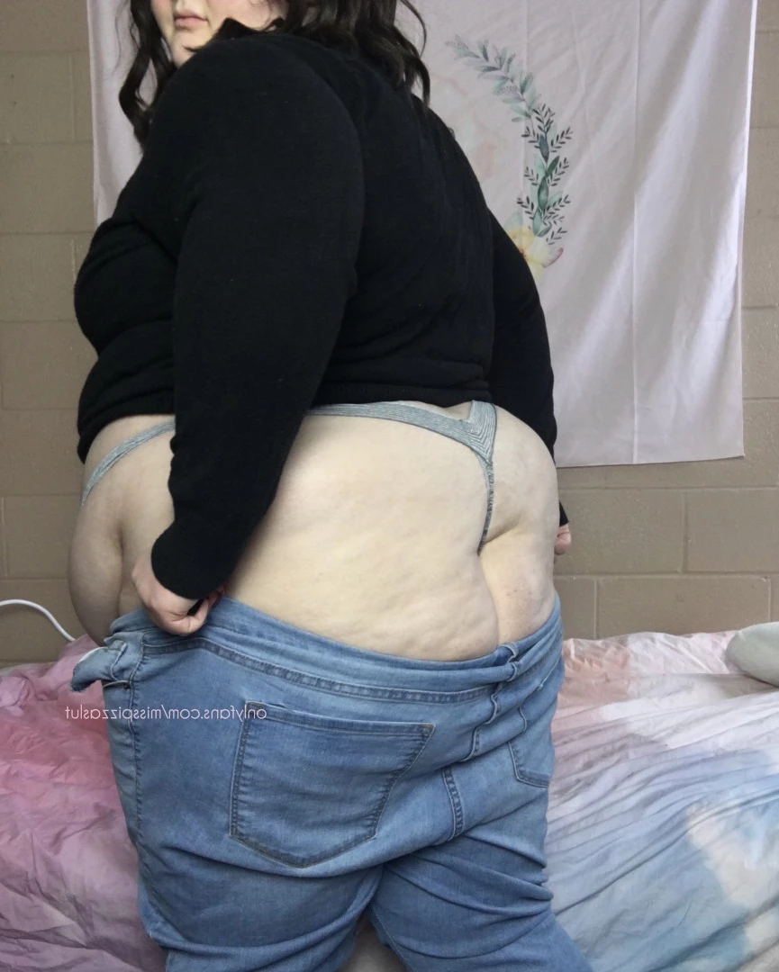 Ange 💕 fluffy ssbbw 💕 [ misspizzaslut ] Onlyfans leaked photo 5858068 on Hotleaks.tv