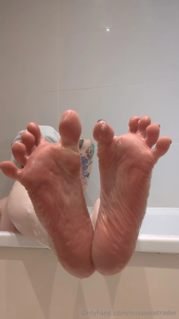 Miss Sarah [ misssoletrader ] Onlyfans leaked photo 18628180 on Hotleaks.tv