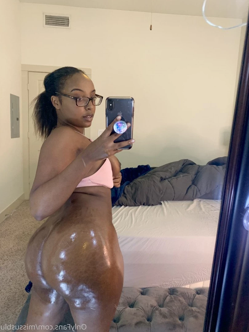 Juicy Butt Queen [ missusblu ] Onlyfans leaked photo 2892786 on Hotleaks.tv