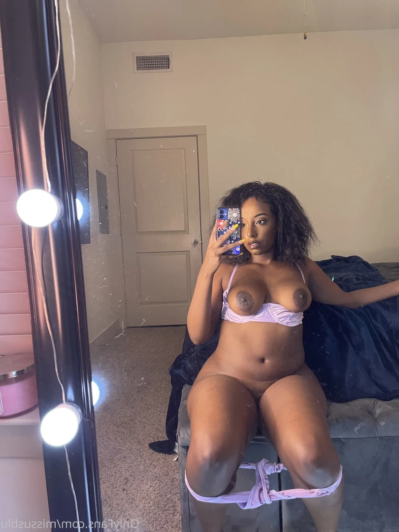 Juicy Butt Queen [ missusblu ] Onlyfans leaked photo 10331331 on Hotleaks.tv