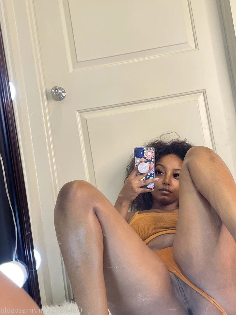 Juicy Butt Queen [ missusblu ] Onlyfans leaked photo 10331634 on Hotleaks.tv