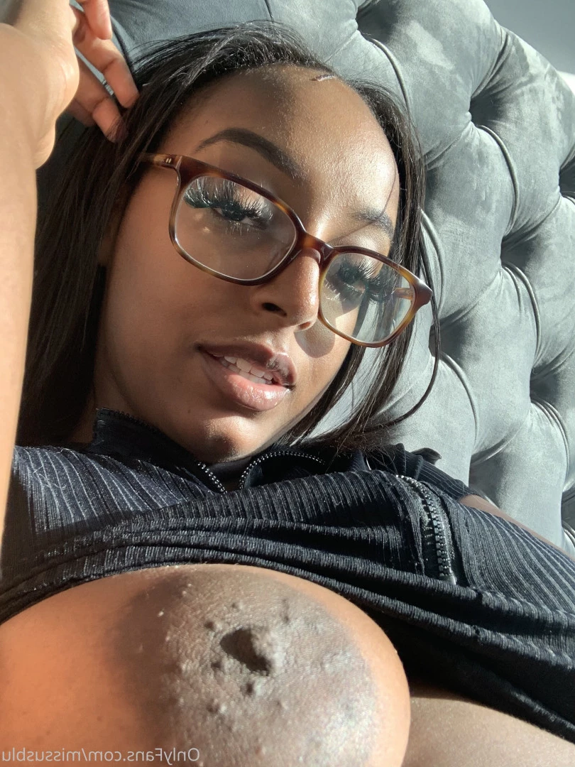 Juicy Butt Queen [ missusblu ] Onlyfans leaked photo 10331757 on Hotleaks.tv