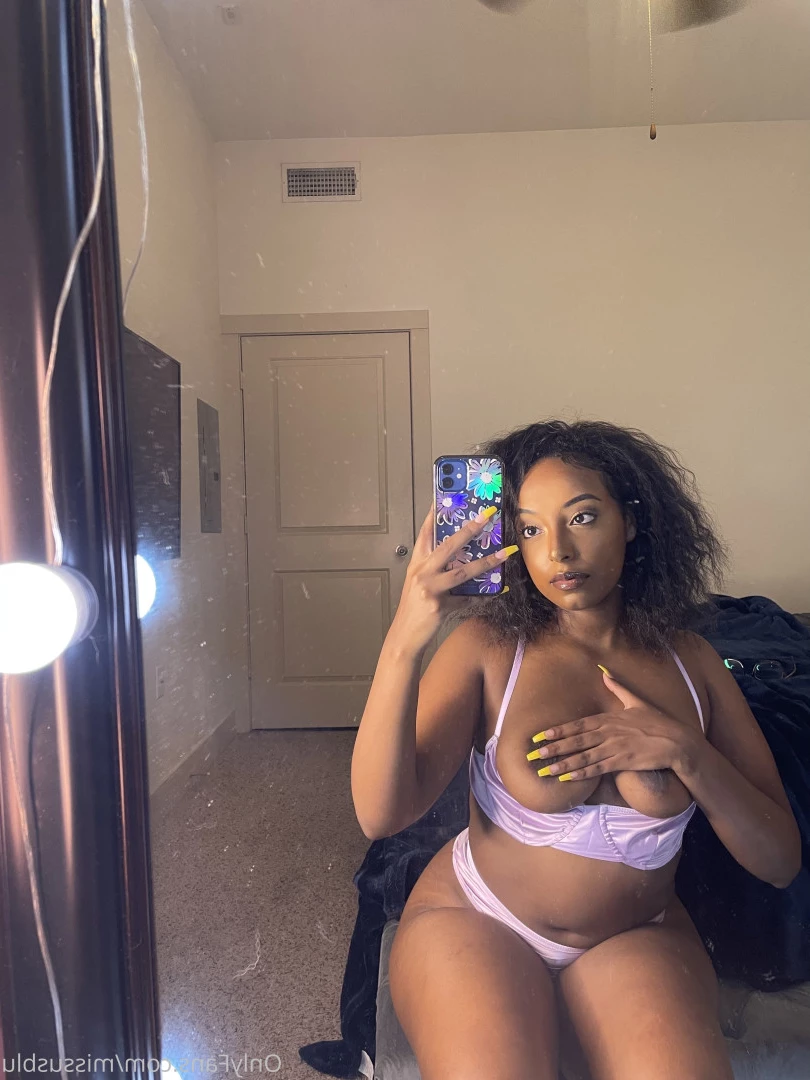 Juicy Butt Queen [ missusblu ] Onlyfans leaked photo 10332026 on Hotleaks.tv