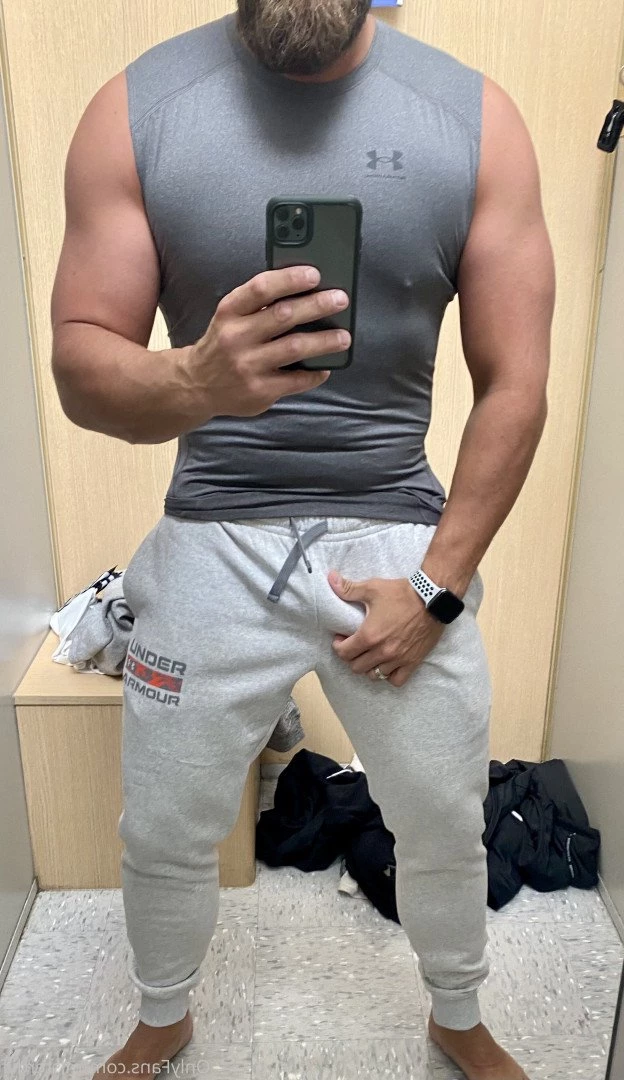 Mister Dilf [ misterdilf ] Onlyfans leaked photo 2984996 on Hotleaks.tv