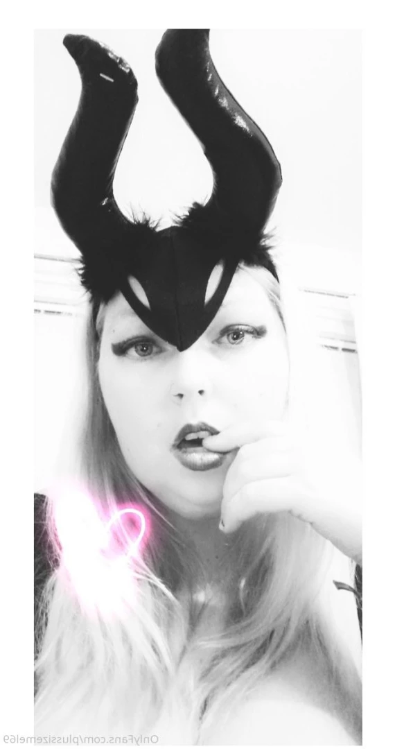 😈 Mistress Mel 😈 NEW GG CONTENT [ mistressmel1 ] Onlyfans leaked photo 9778825 on Hotleaks.tv