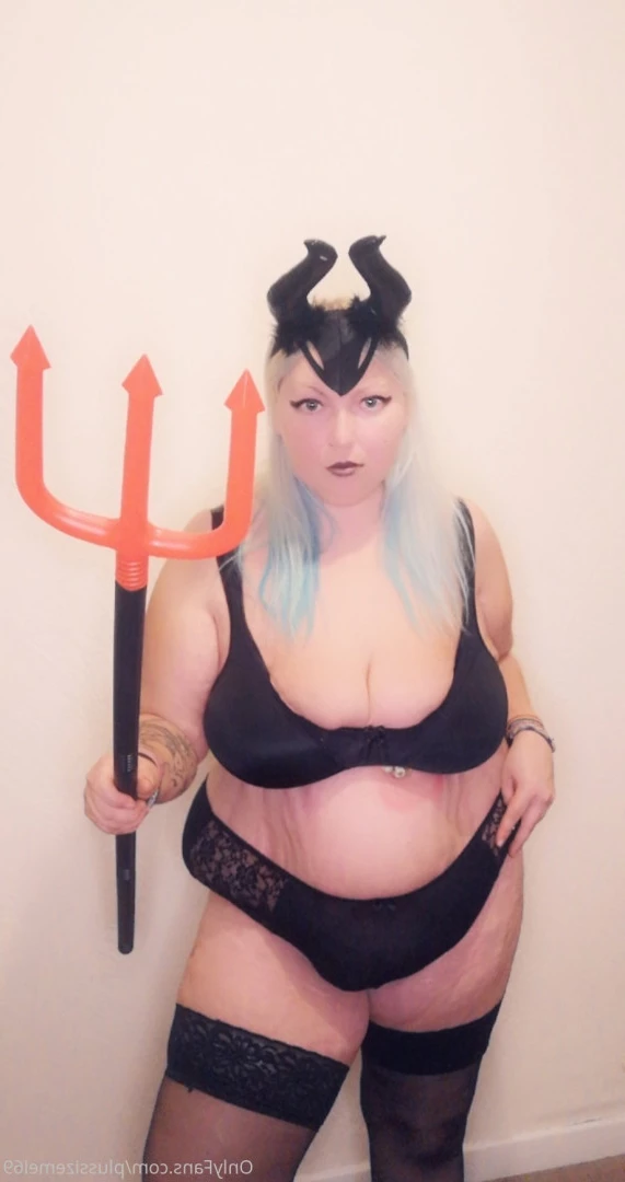 😈 Mistress Mel 😈 NEW GG CONTENT [ mistressmel1 ] Onlyfans leaked photo 9779069 on Hotleaks.tv