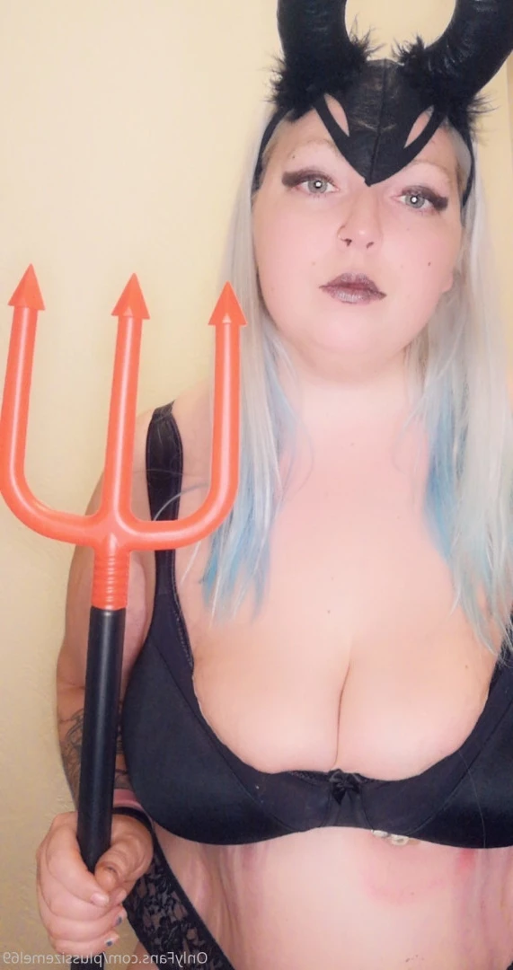 😈 Mistress Mel 😈 NEW GG CONTENT [ mistressmel1 ] Onlyfans leaked photo 9781303 on Hotleaks.tv