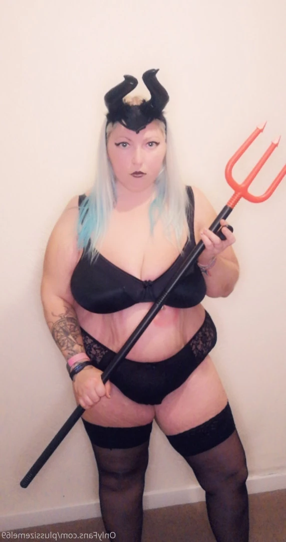 😈 Mistress Mel 😈 NEW GG CONTENT [ mistressmel1 ] Onlyfans leaked photo 9783437 on Hotleaks.tv