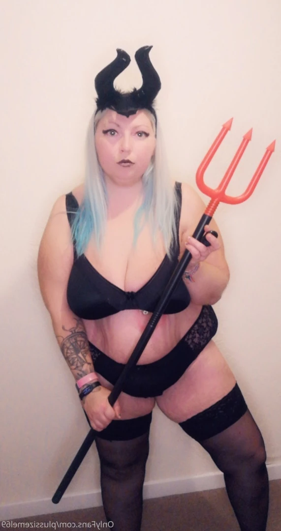 😈 Mistress Mel 😈 NEW GG CONTENT [ mistressmel1 ] Onlyfans leaked photo 9785434 on Hotleaks.tv