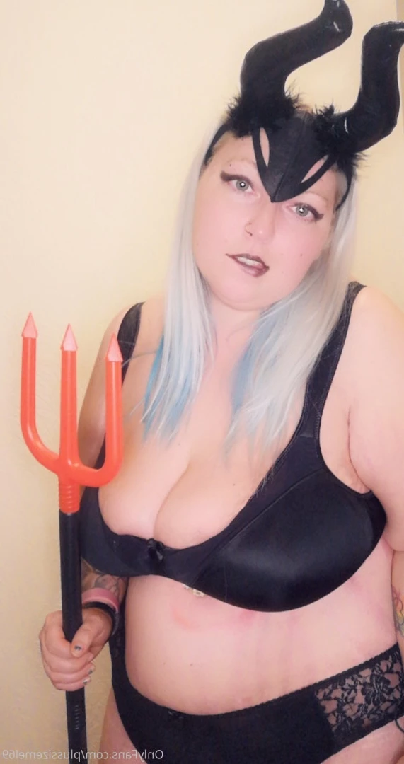 😈 Mistress Mel 😈 NEW GG CONTENT [ mistressmel1 ] Onlyfans leaked photo 9786942 on Hotleaks.tv