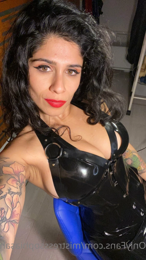Mistress Sophia Sahara | Dominatrix [ mistresssophiasahara ] Onlyfans leaked photo 12016587 on Hotleaks.tv