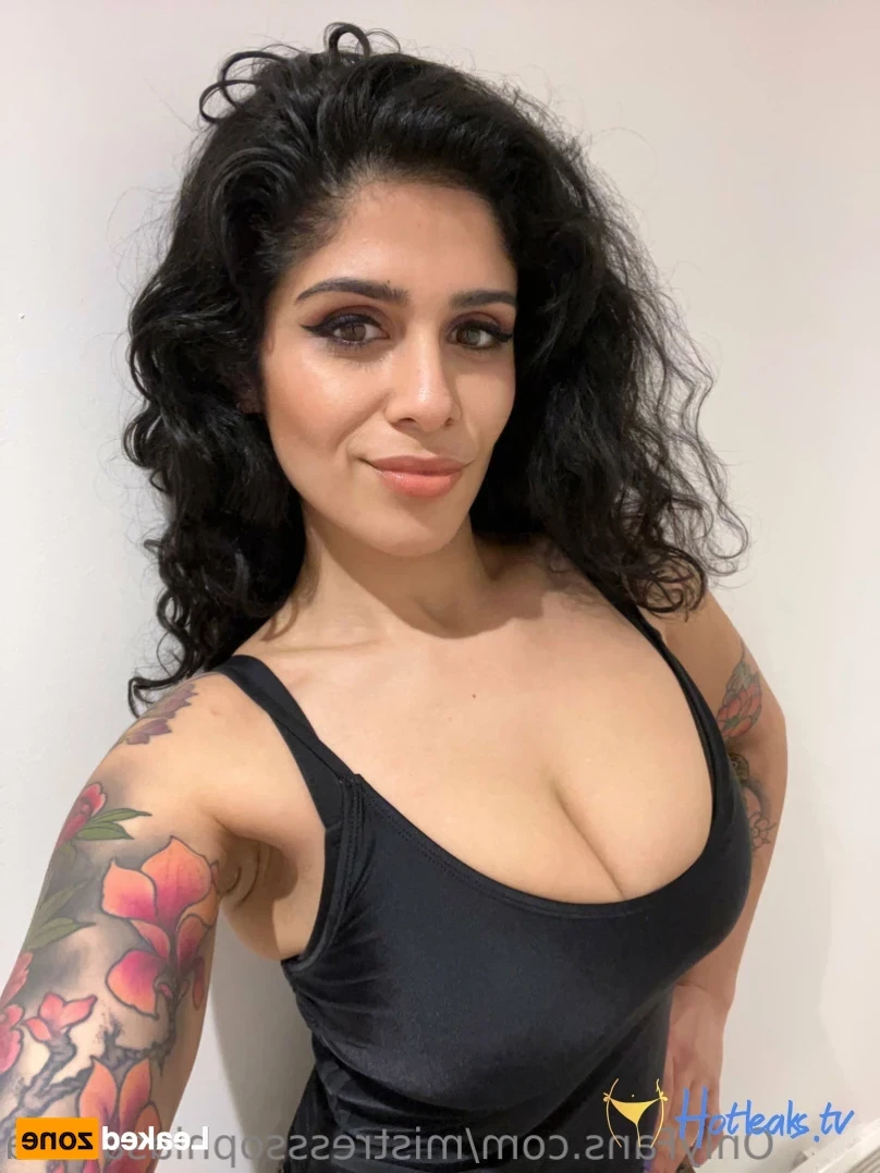 Mistress Sophia Sahara | Dominatrix [ mistresssophiasahara ] Onlyfans leaked photo 15451710 on Hotleaks.tv