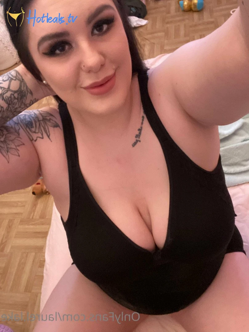 YOUR BBW GIRLFRIEND LAUREL 💦 3043937