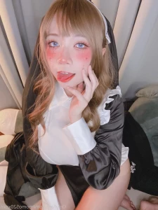 2946825