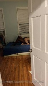 Mouchette 💦 Tiny 22/5'4/95lb Hotwife [ mouchette4bbc ] Onlyfans leaked video 4394693 on Hotleaks.tv