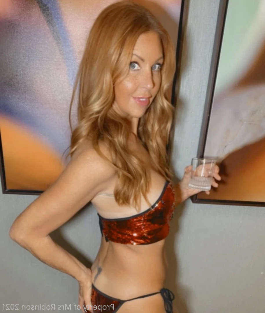 Mrs. Robinson [ mrsrobinsonvip ] Onlyfans leaked photo 7674515 on Hotleaks.tv